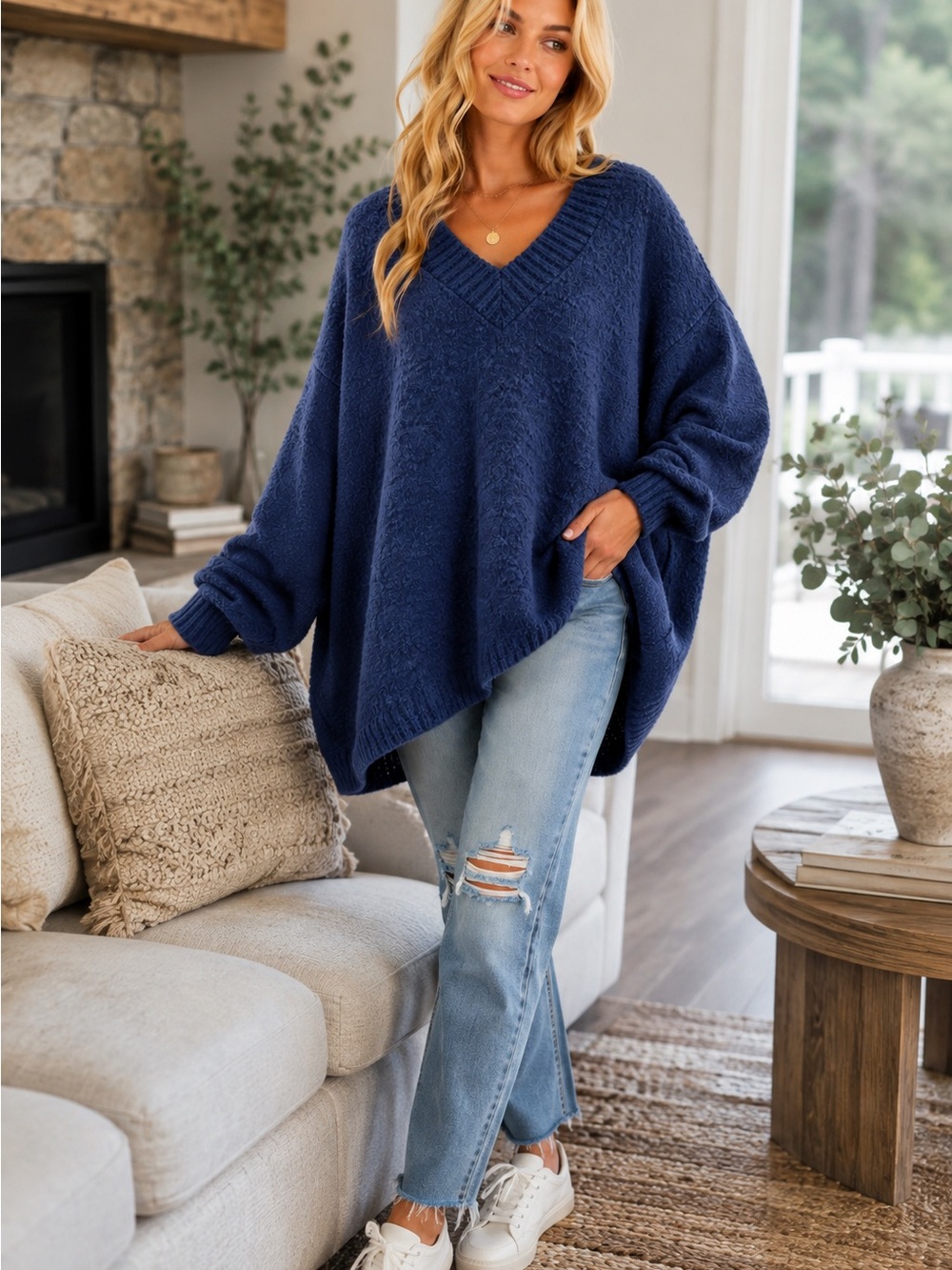 A11 Aerie Oversized Navy V-Neck Cozy Sweater Size Medium